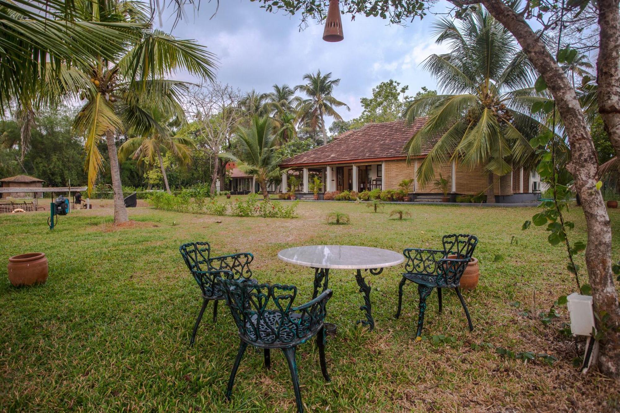 Baymaas Lake House Kochi Esterno foto
